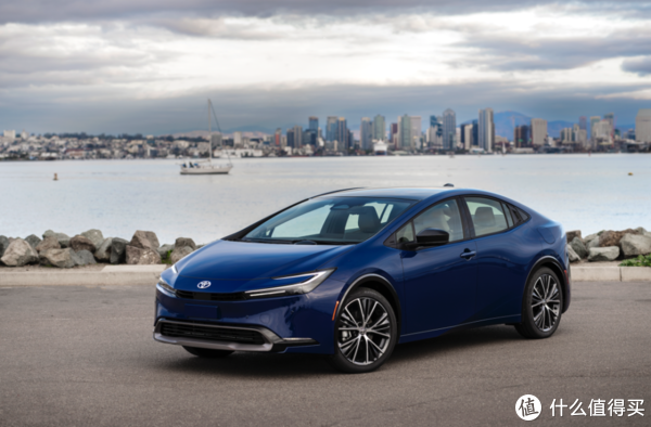 丰田混动汽车，为何能征服2400万用户的心？