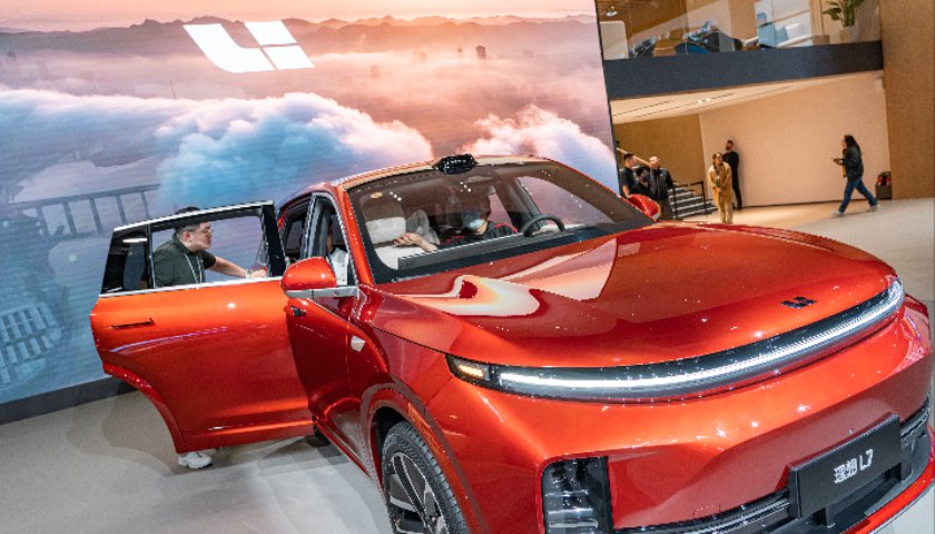 理想汽车发布2023年报,美股盘前涨超7%