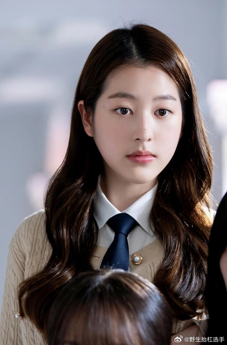 亲姐负债该不该帮 如何帮助负债亲人