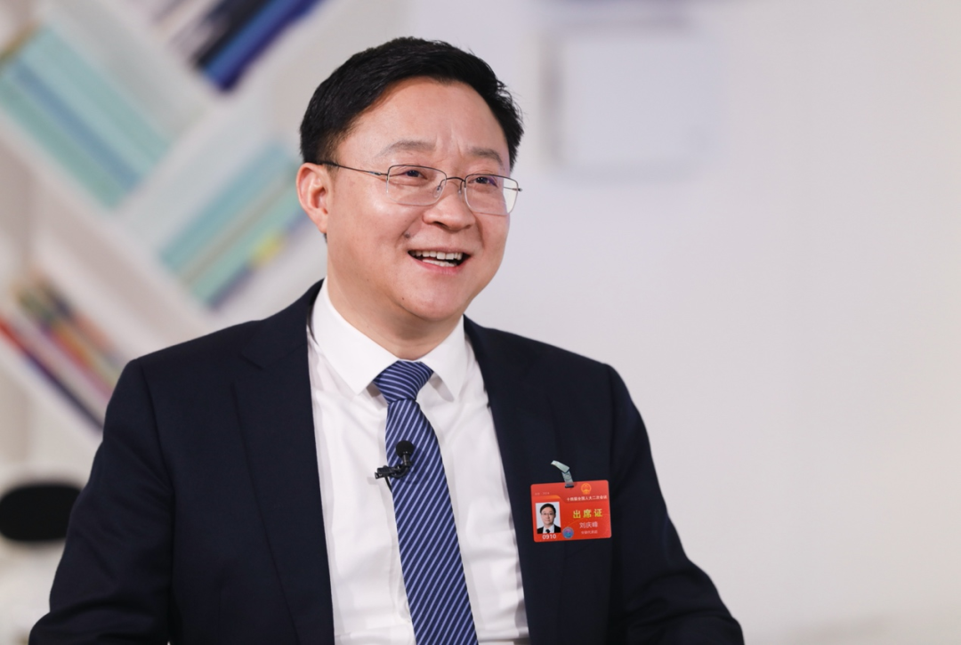 中国企业家俱乐部理事 刘庆峰