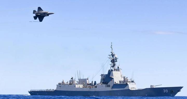 澳大利亚最强导弹战舰，有什么神奇之处？两种武器是关键所在