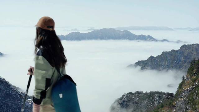 山不见我，我自去见山，人间有仙境，雪后冰晶顶，西安最高峰