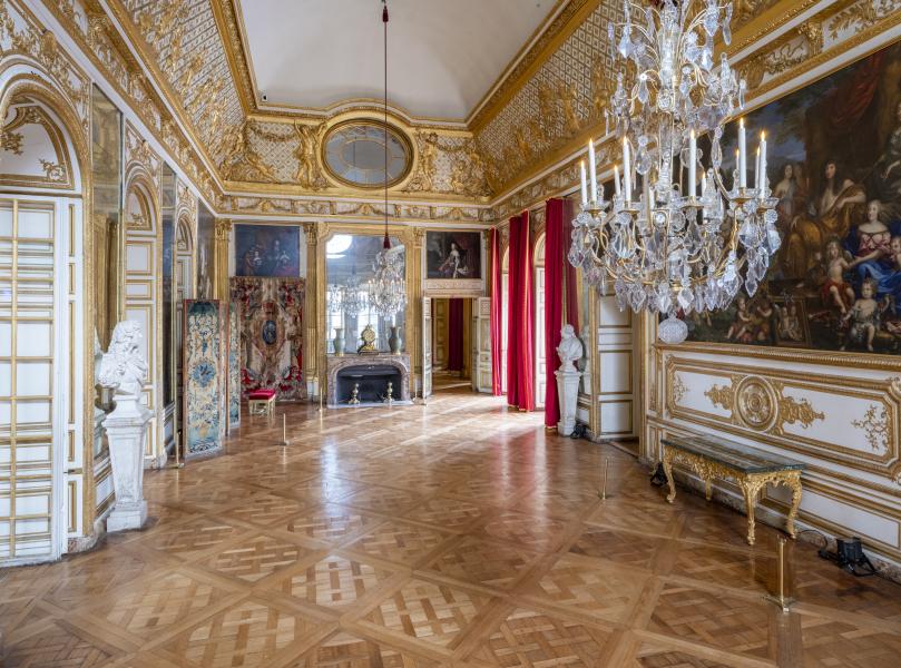 牛眼前廳的修復© Château de Versailles/ © EPV / Didier Saulnier