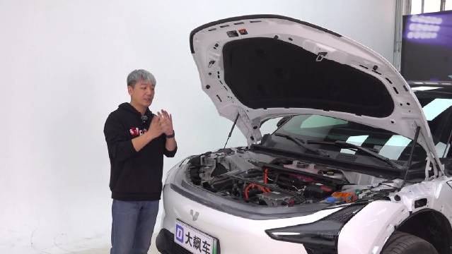 这辆极越01的前后防撞梁基本和极氪001保持一致…