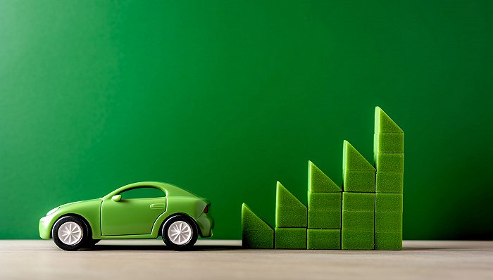 车车科技2023年同比减亏35.7%，新能源车险保费收入翻了5倍