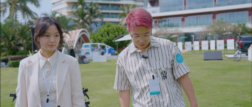 居然实现了二三排同时平躺！魏牌高山MPV深度试驾！