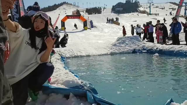 云居滑雪场猛龙过江