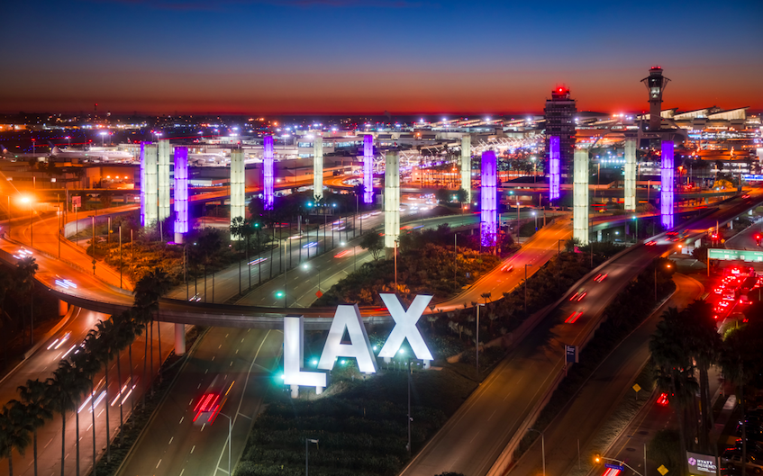 洛杉磯國際機場夜景。圖/洛杉磯旅遊局供圖