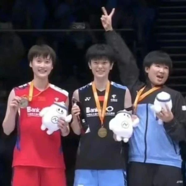 羽毛球亚锦赛中国队收获三枚金牌