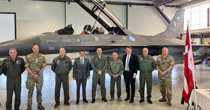 阿根廷最终选择二手F-16，丹阿军售合同正式签署，实质性放弃马岛