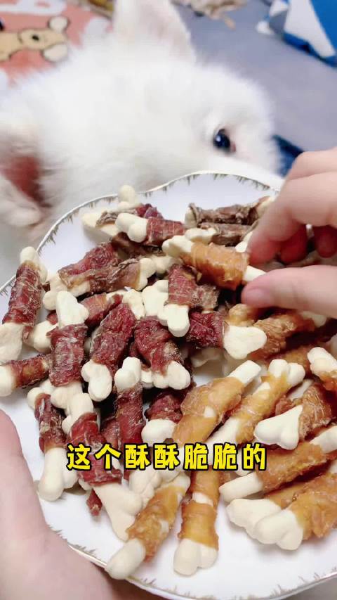 春天是毛孩子补钙的好季节，这个鸡肉鸭肉钙奶骨，嘎嘣脆磨牙营养又补钙…