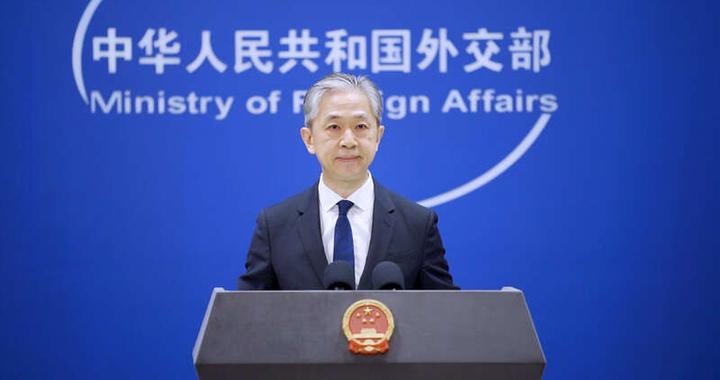 高情商回复技巧 幽默化解尴尬对话