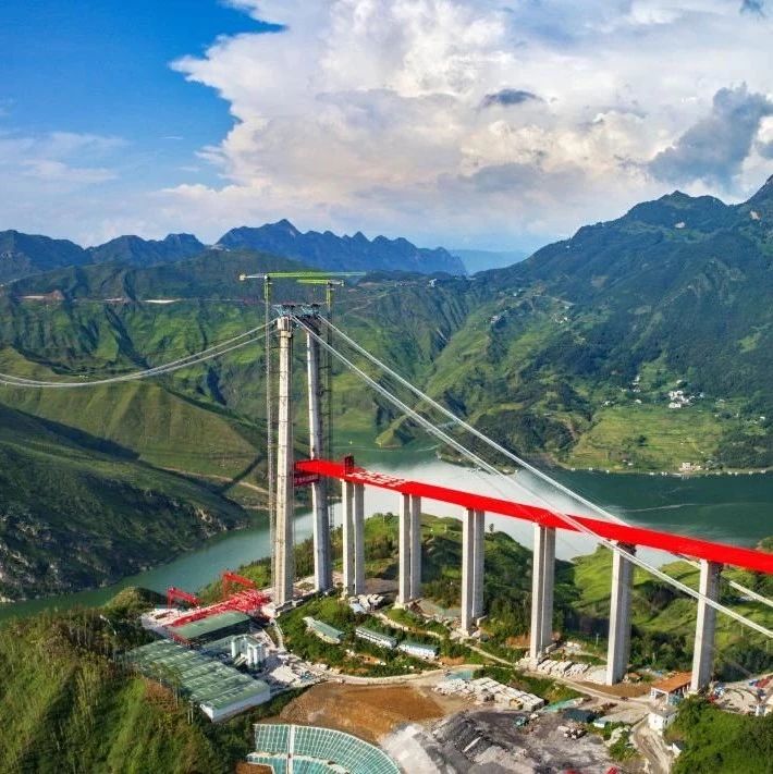 世界排名第12！首座“纯贵州造”悬索桥后天合龙