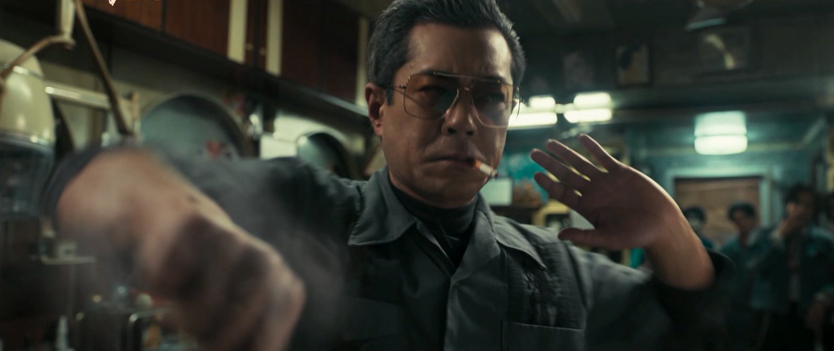 《九龍城寨之圍城》曝光「打到發癲」特輯，漫畫格鬥重塑動作美學 – 新浪香港