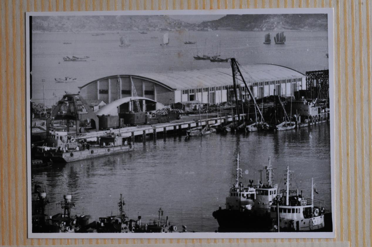 【1984年的連雲港港口樣貌。   連雲港市委宣傳部供圖】