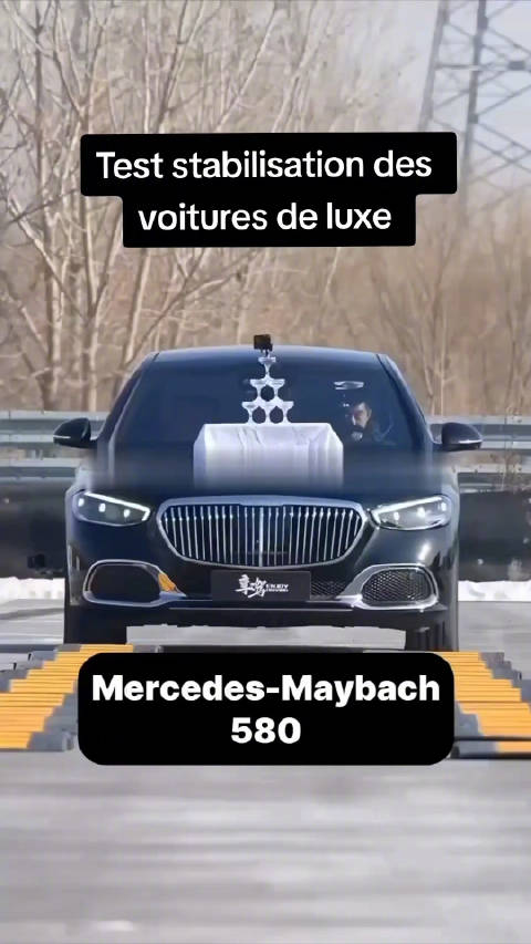 有媒体复制蔚来ET9的香槟塔测试…没想到…