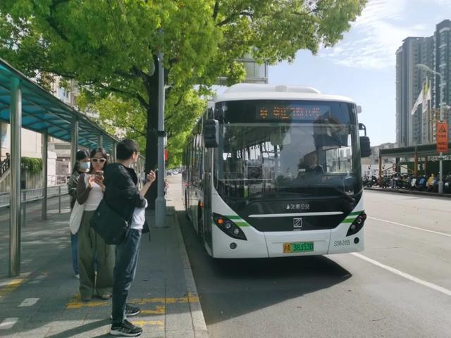 调整运能,提升公交轨交换乘便利 受访者供图