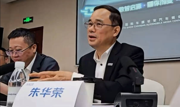 时隔4年后车展的风向都变了，以往的车模都没人提了！