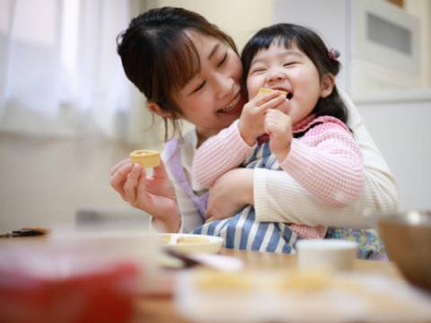 窝小芽1357科学性告诉家长，宝宝的健康从养成好饮食习惯开始