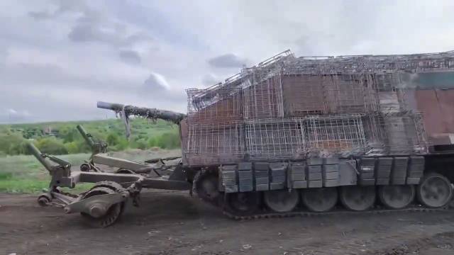 俄军改造的“末日”战车投入行动！