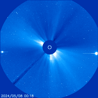 SOHO衛星攜帶的日冕儀拍攝到日冕物質拋射過程。國家空間天氣監測預警中心供圖