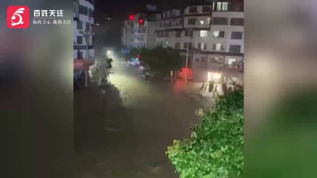  Rainstorm and waterlogging in many places in Bama, Guangxi