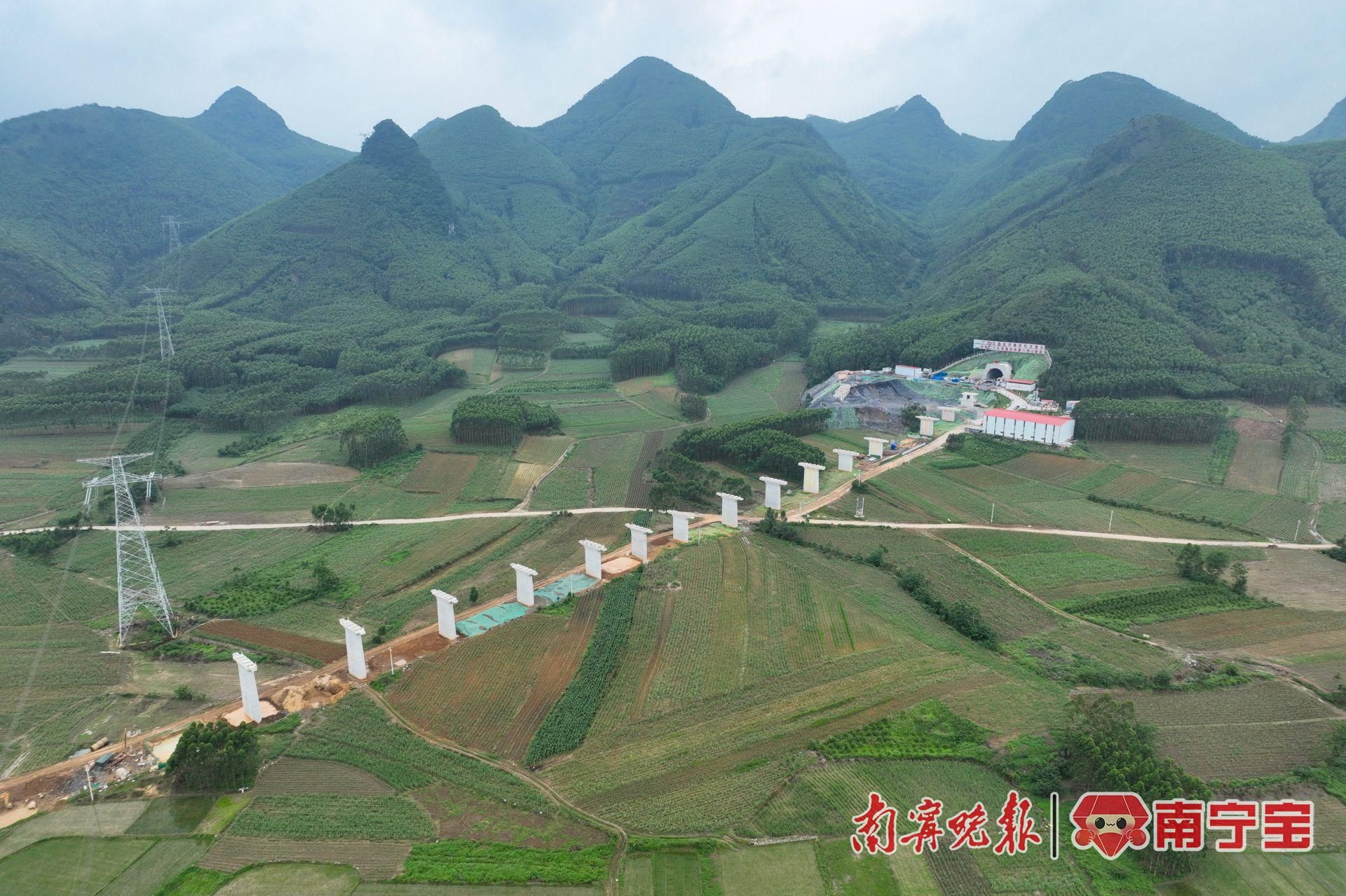 计划2026年竣工!柳梧铁路建设取得重大进展|苏超|绵山|铁路_新浪新闻