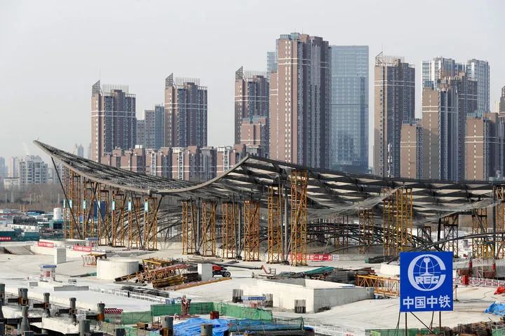 这是2月2日拍摄的北京城市副中心站综合交通枢纽工程建设现场。新华社记者 李木子 摄