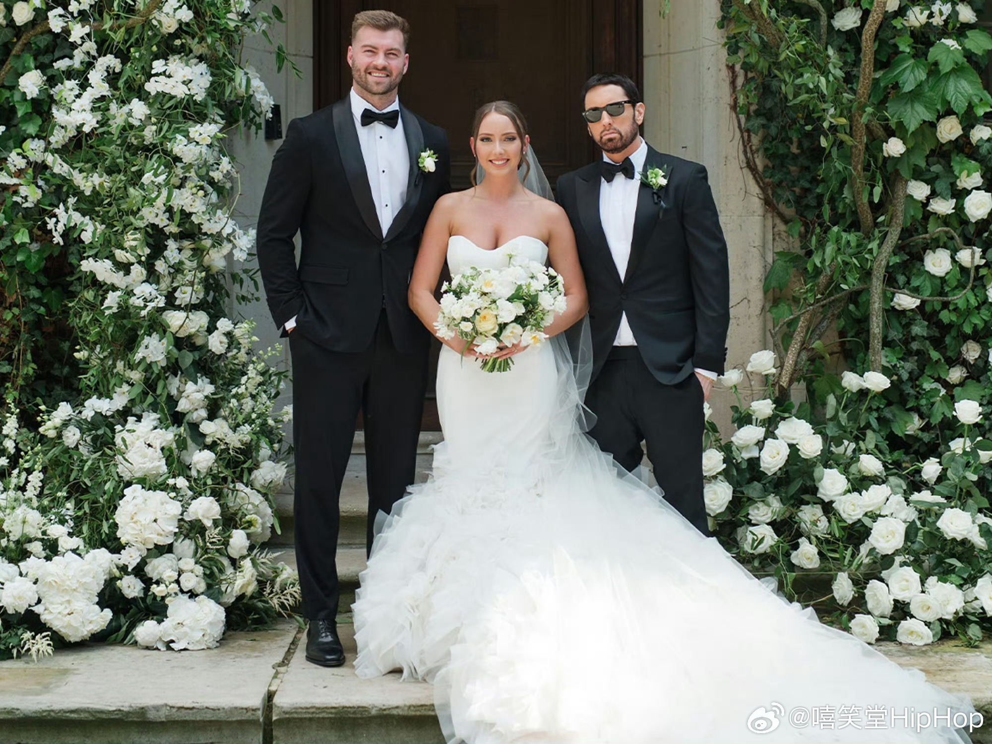 姆爷Eminem的女儿Hailie Jade结婚了!Eminem_新浪新闻