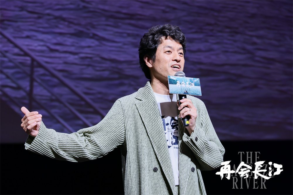 導演竹內亮