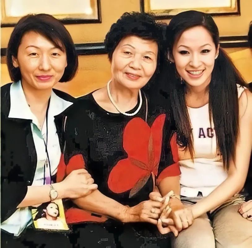 婆婆妈妈综艺第一季免费观看 aeea-4c8e2cac0d95f76fc7442ee7f3b7e259.jpg