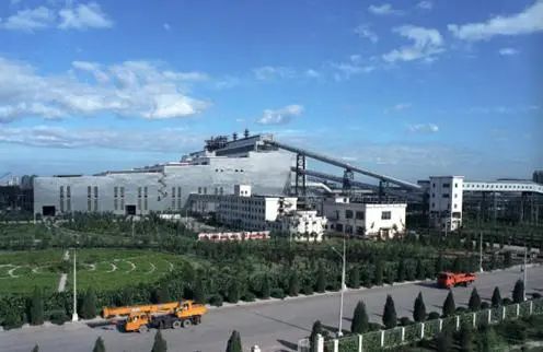 (图为建成后的第二炼钢厂)