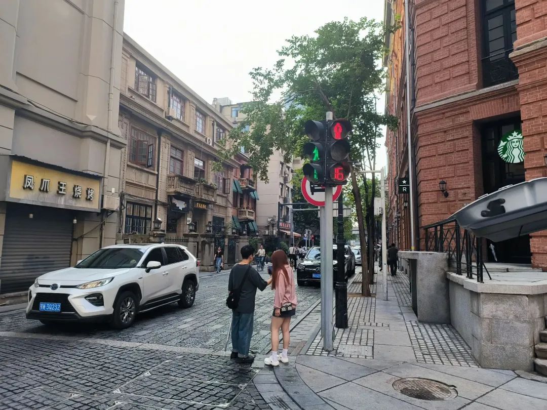 图源:知乎@喻备
