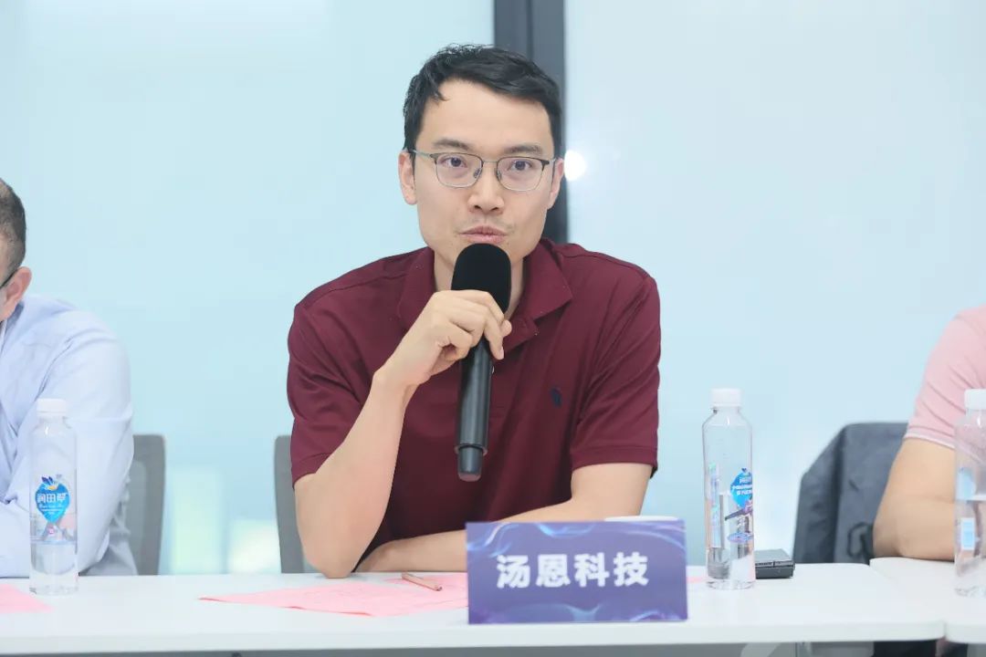 汤恩科技创始人崔彧玮毕业于中科大少年班,属于妥妥的天才少年,他透露:自己也在探索融资租赁的结合机会。