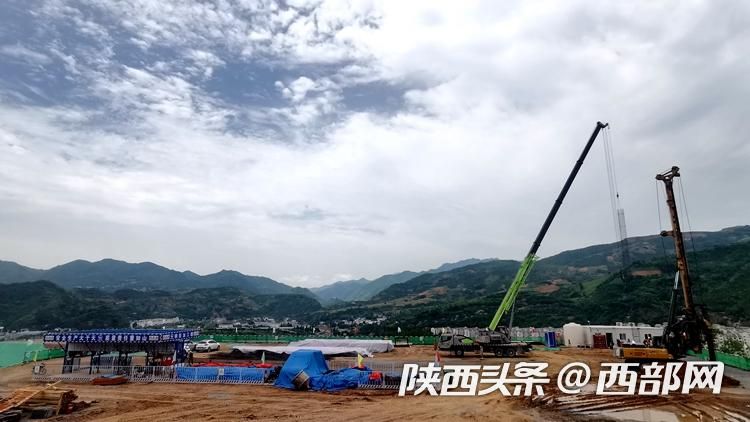 漫川关站施工现场