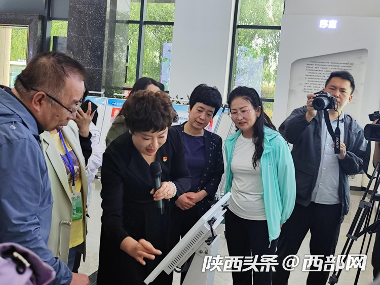 采访团参观庆阳圣元环保电力有限公司