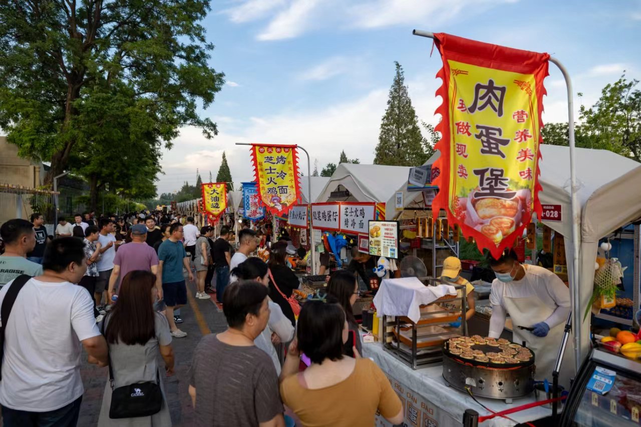 豐台草橋花朝街「城南舊市」夜市。豐台區供圖