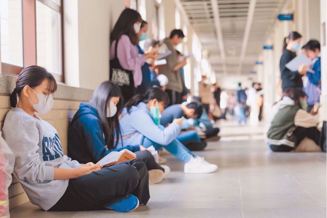 借你吉吉什么梗