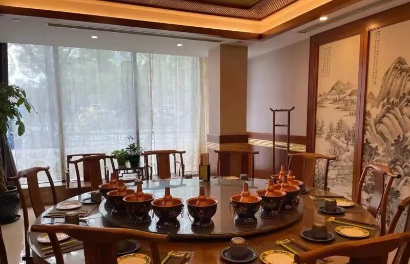 涉事包厢示意图