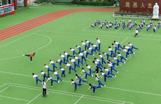 大学选课足球课有用吗,大学选课足球课有用吗知乎