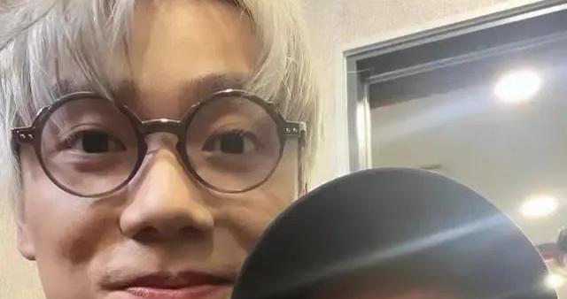 如果见面了是我先说想你了还是好久不见怎么回？