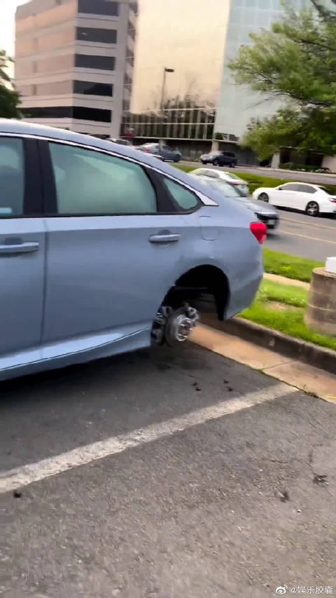 知道闲鱼上的全新雅阁轮毂都哪里来的了吗