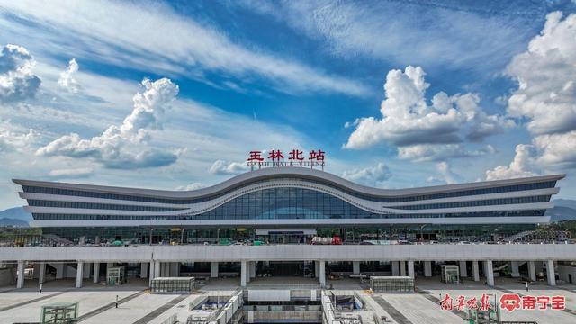 南深高铁南玉段玉林北站。 通讯员 陆新健 摄