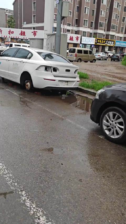 年轻人的第一辆性能车