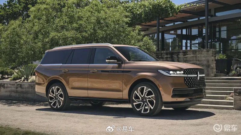 2024圆石滩车展：林肯全新领航员正式发布