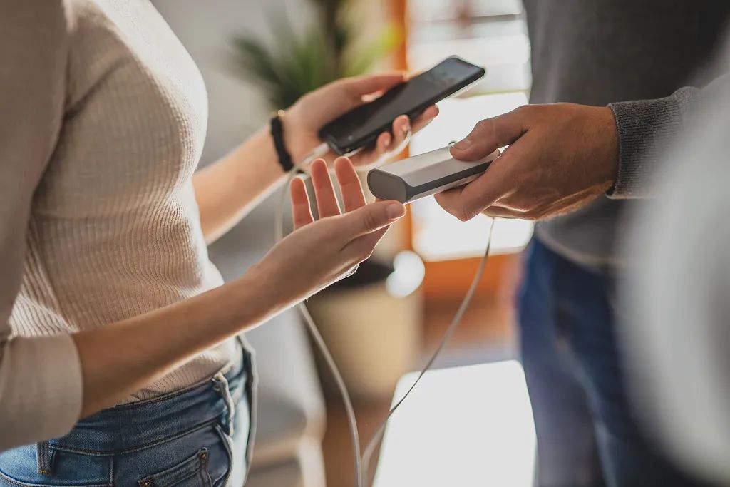 长沙学霸卖充电宝，市值280亿