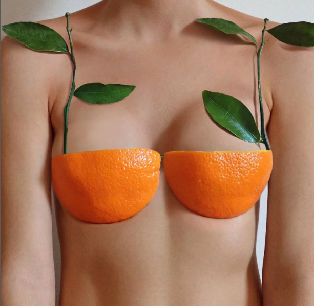 立秋后，为什么女生们都开始不穿Bra了？