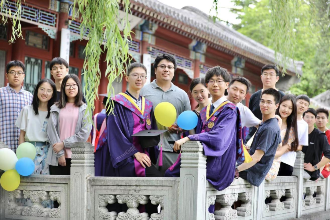 开启二维材料物理新视角：科学家阐述太赫兹发射的非线性过程，为设计太赫兹新器件夯实基础