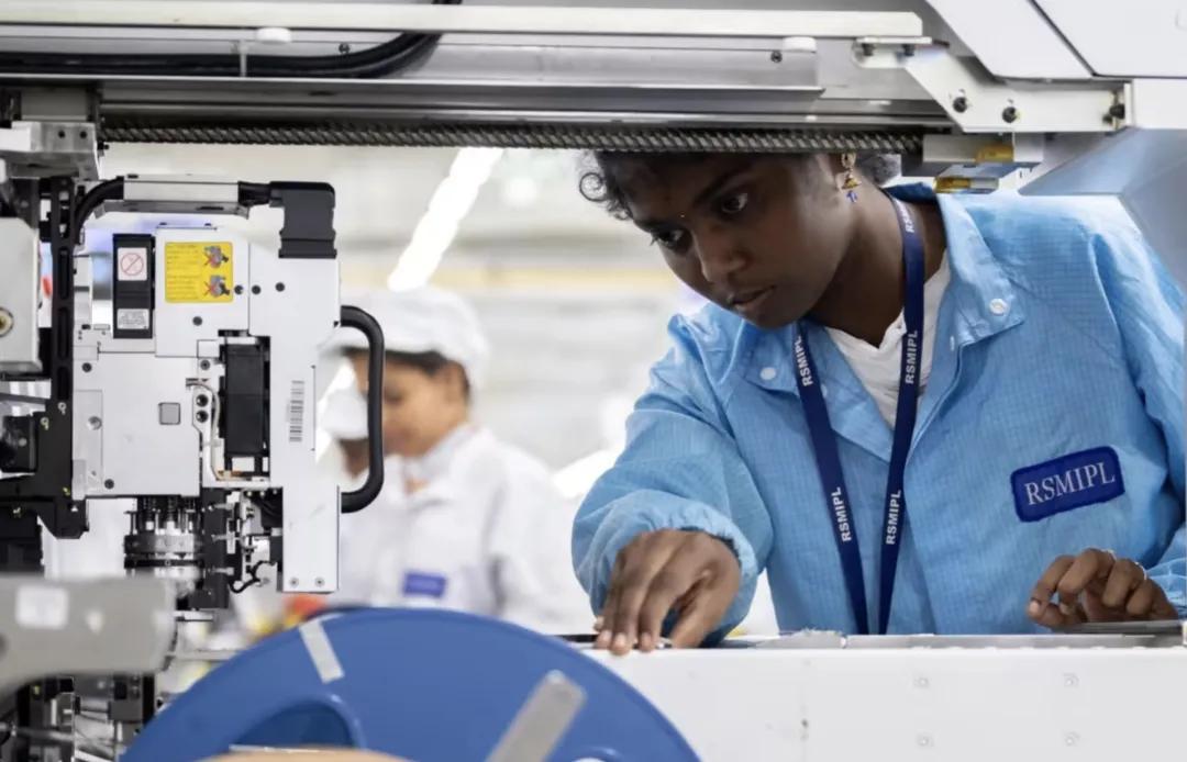 富士康重回郑州,但情况变了