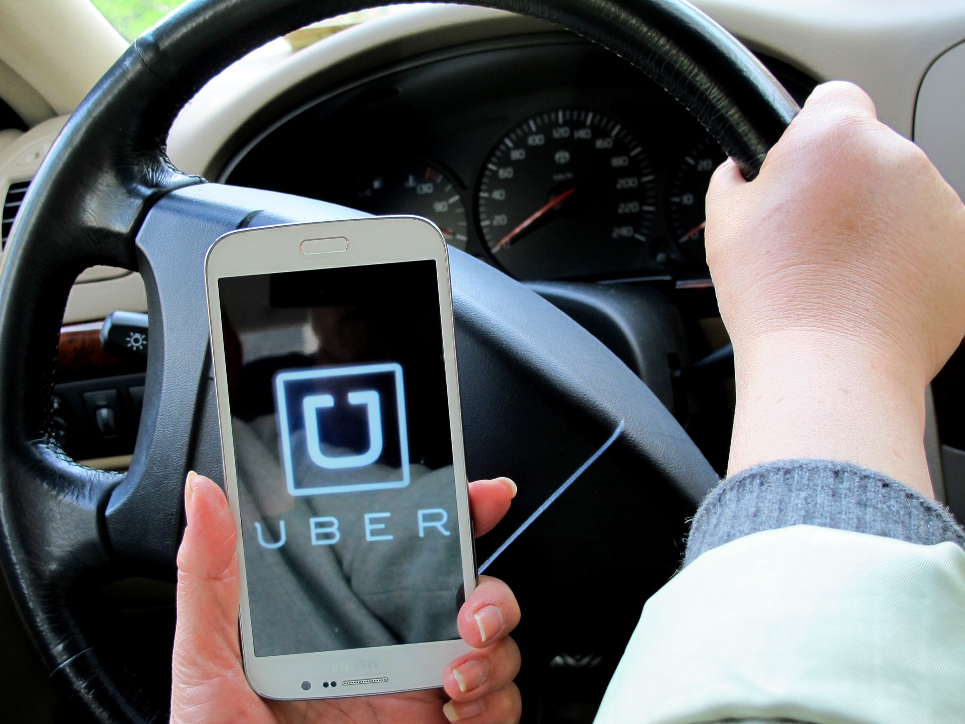 因转移欧盟司机信息收到“天价罚单”,Uber回应将上诉